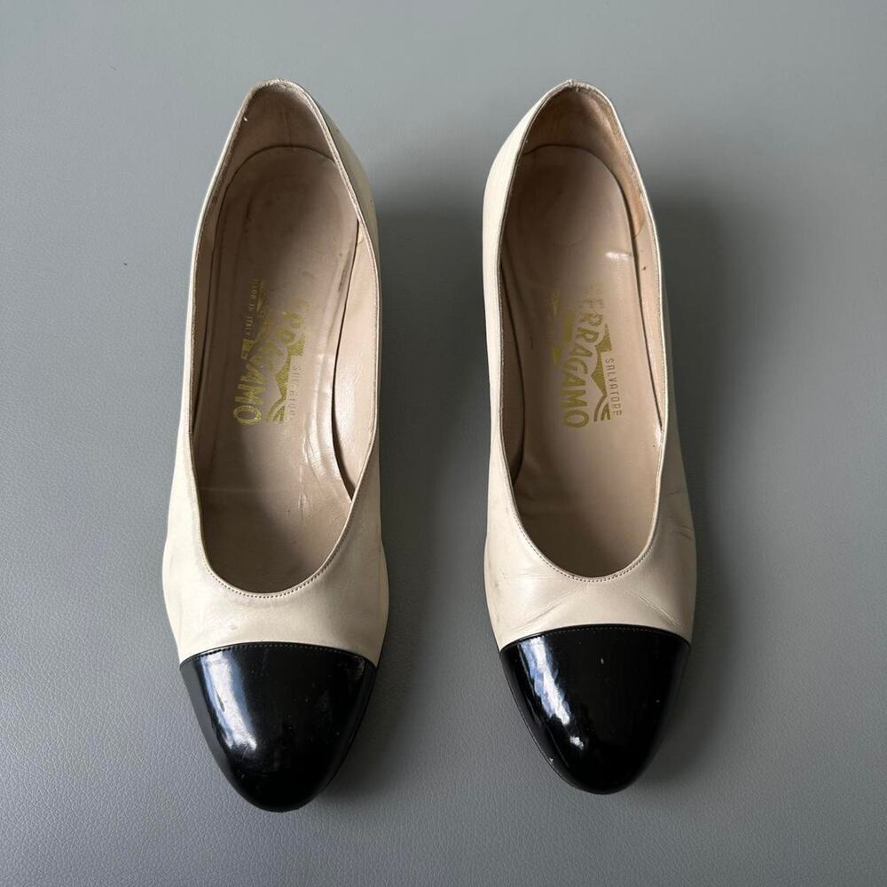 Vintage White Salvatore Ferragamo Mini Kitten Wedge Slip On - Picture 2 of 8